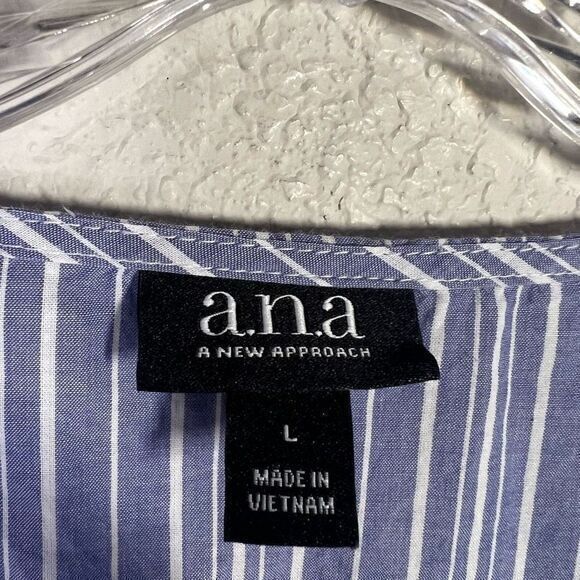 A New Approach Women's Blue White Striped‎ Tie Neck 3/4 Sleeve Blouse Size Large - Picture 2 of 7